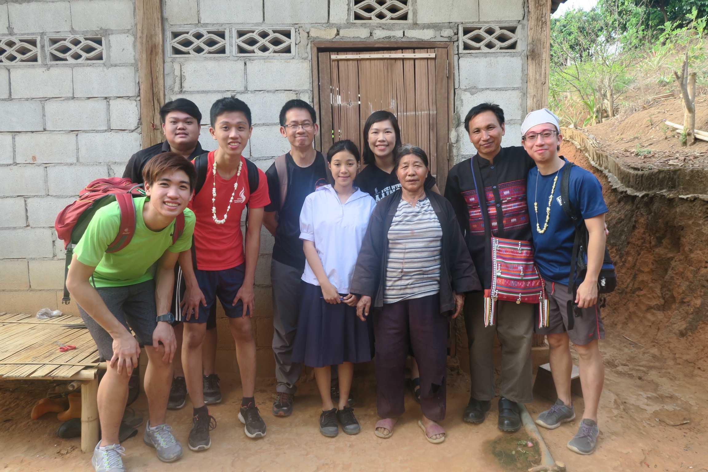 An inspiring family in the Akha community.