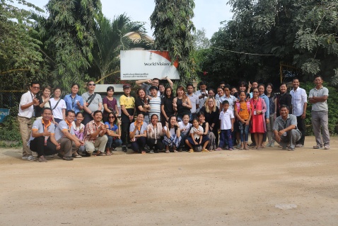 Group photo of the trip's participants