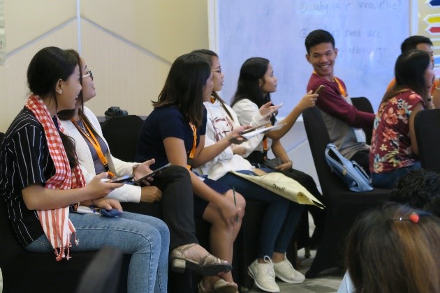 Youths making new friends at the conference