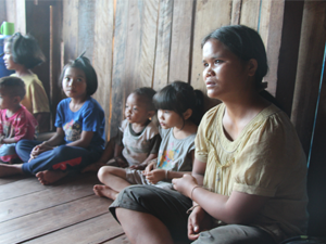 A family of beneficiaries in Bo Kluea