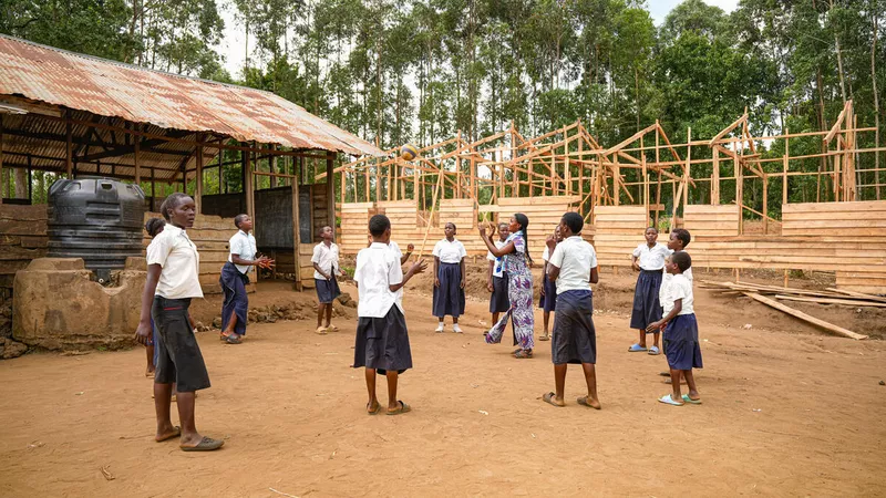 Ebola Outbreak, children in school in DRC