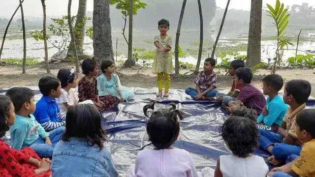 children learning about hygiene practices in Wazirpur