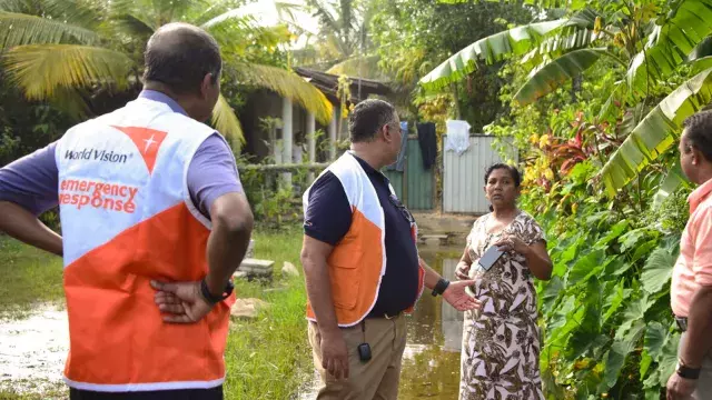 World Vision Emergency Response Team helping families